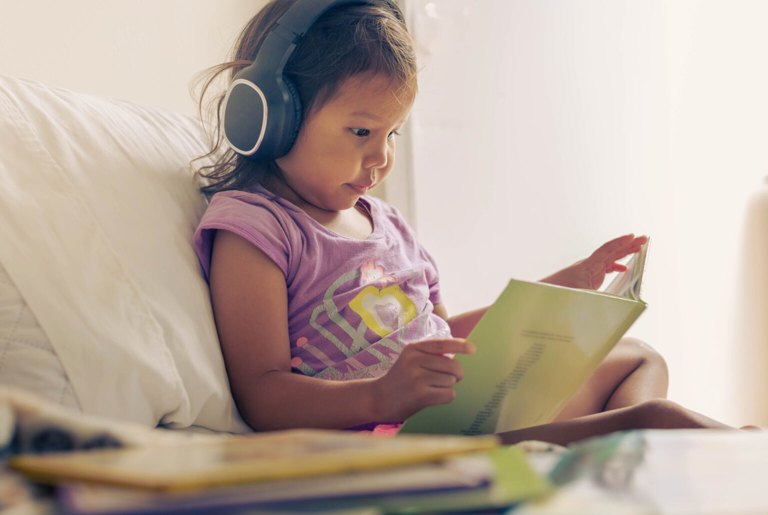 5 Ways to Get Your Preschooler Interested in Reading! ⋆ The Hollydog Blog