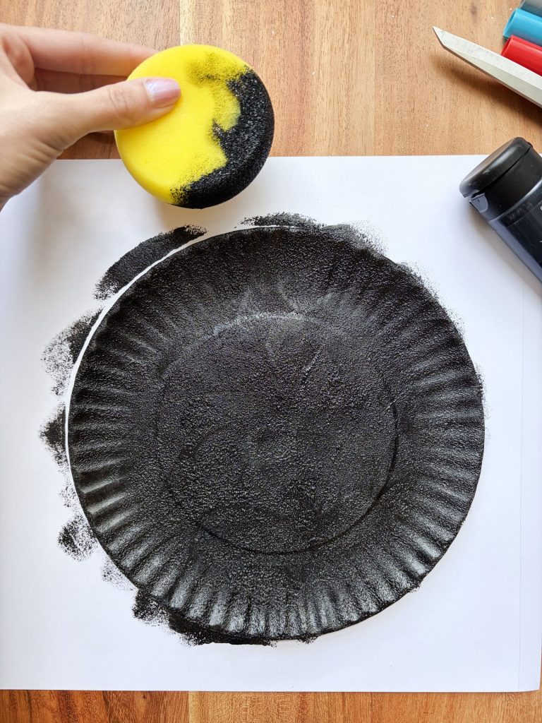 Free Ninja Cutouts for a Fun Ninja Craft! Black SPonge Painting!